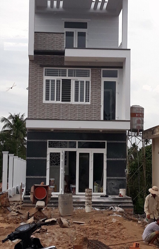 tim-nha-thau-xay-nha-tron-goi-tai-quan-7