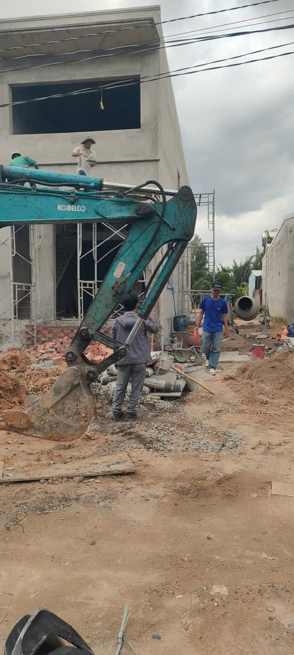 xay-nha-tron-goi-nhon-trach